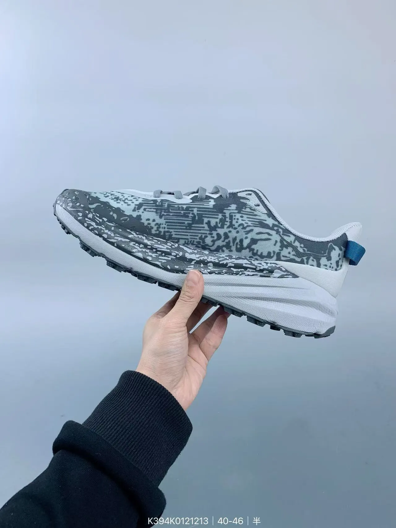 Hoka Speedgoat ডিজিটাল ক্যামো গ্রে ব্লু ট্রেল রানিং শু 9