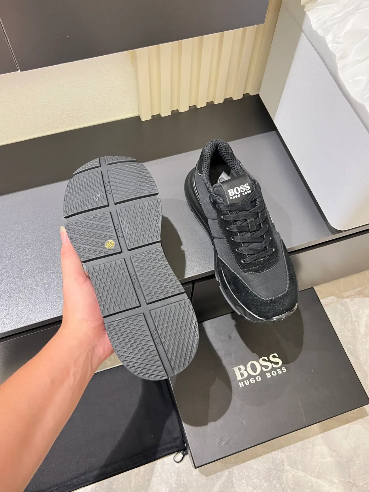 Hugo Boss Sneakers Lifestyle Solado Monocromático Esculpido de Material Misto Superior Preto 3