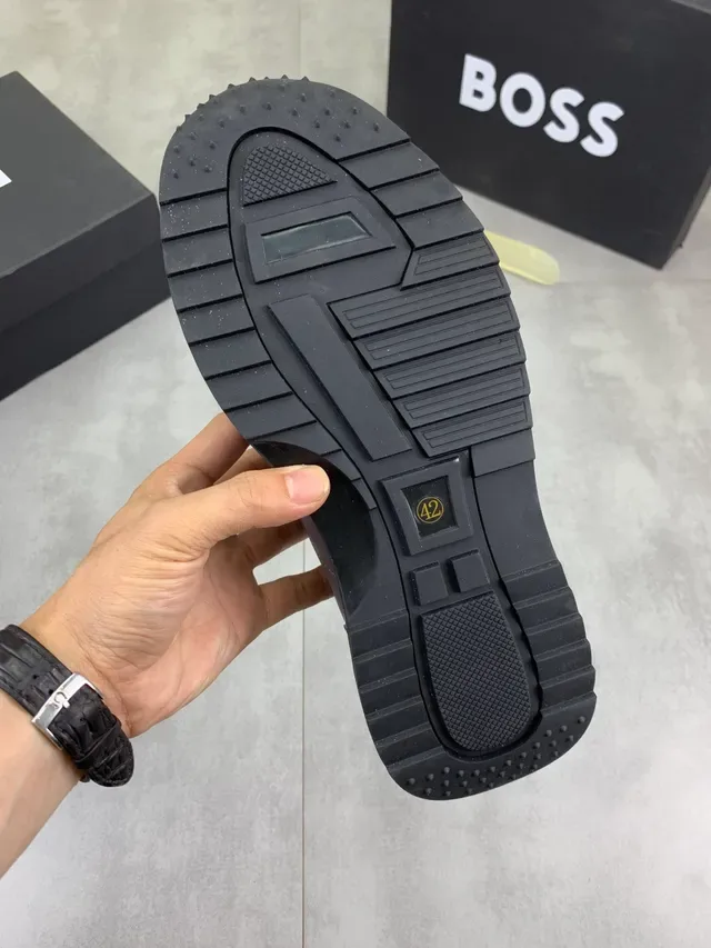 Sneaker Lifestyle Hugo Boss Gris Daim et Tissu 2