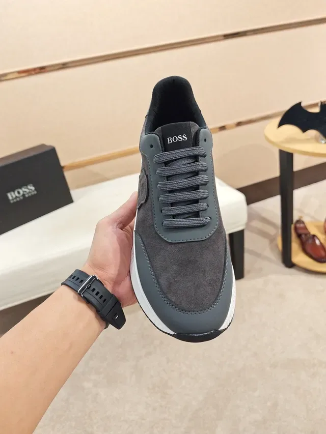 Hugo Boss Cinza Branco Camurça e Couro Superior Embossed Monogram Logo Lifestyle Sneakers 5