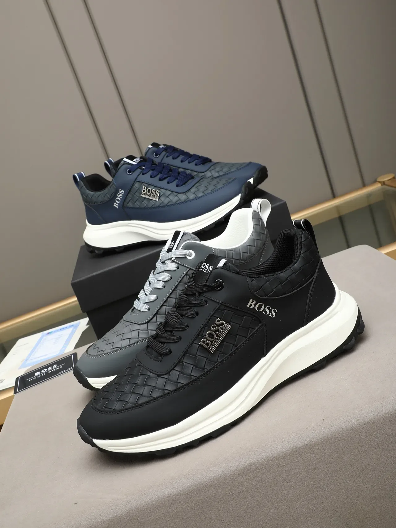 Hugo Boss ग्रे बुना चमड़ा लाइफस्टाइल स्नीकर्स 2