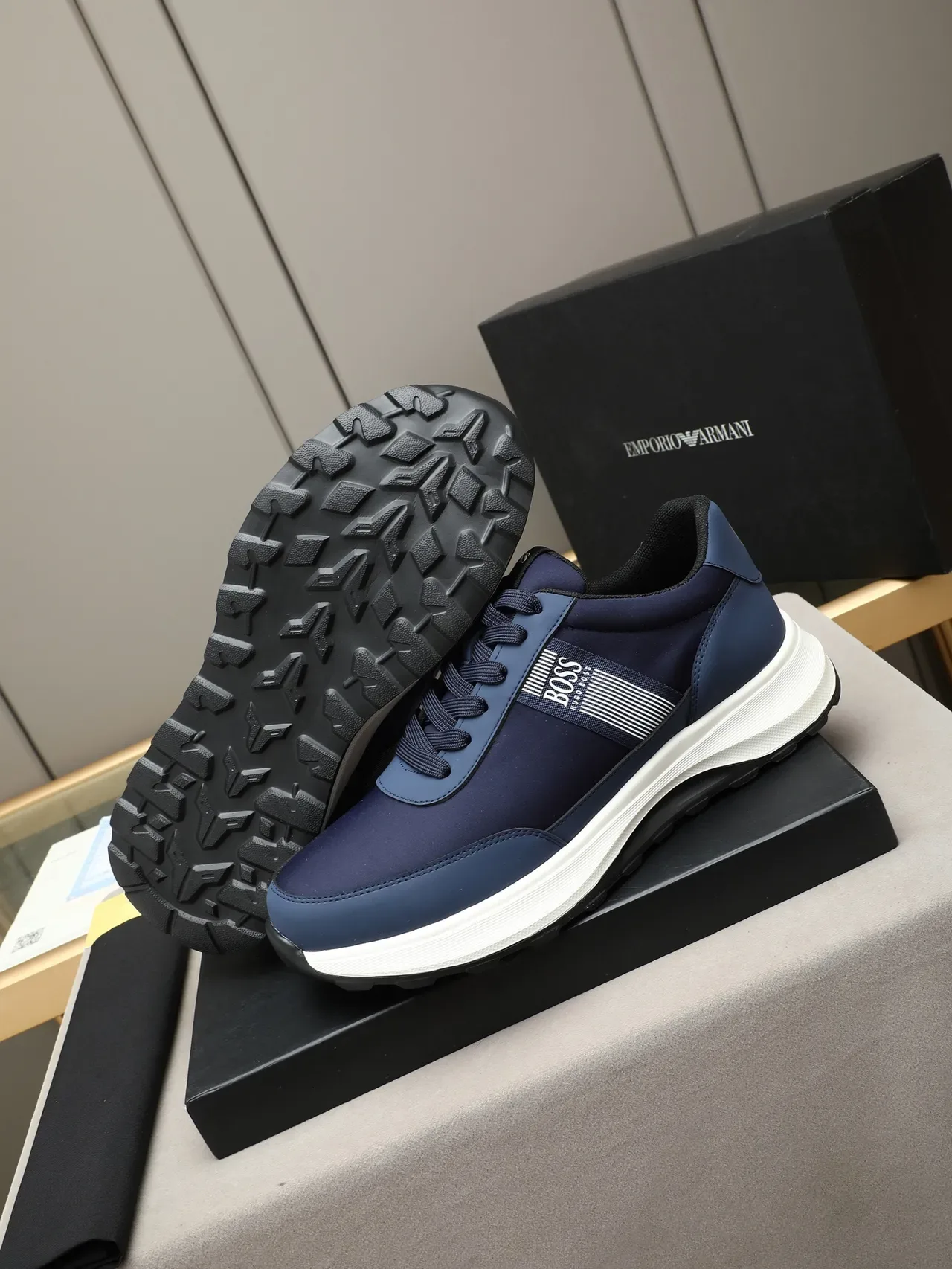Hugo Boss Zapatillas Navy White con parte superior de tela y media suela multicapa 4