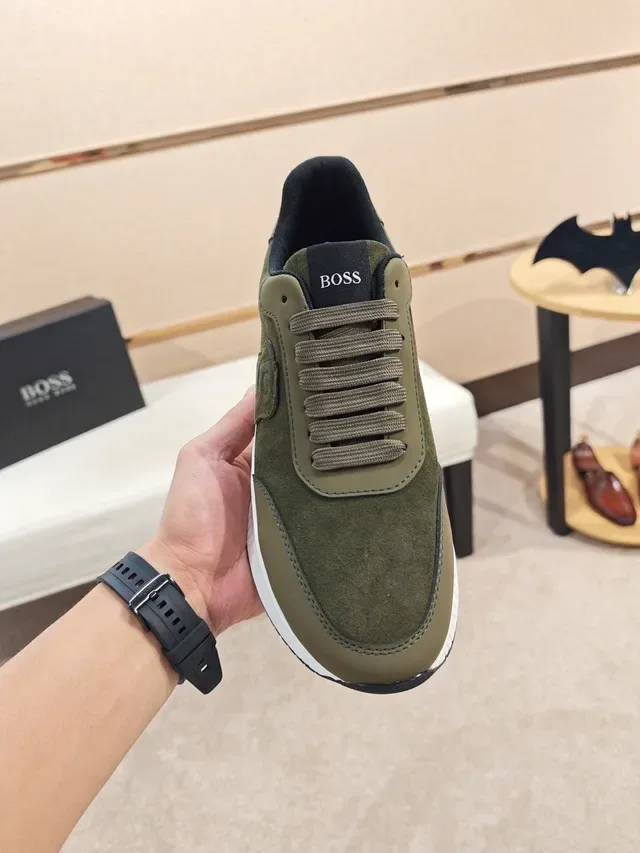 Hugo Boss 橄榄绿麂皮和皮革低帮生活方式运动鞋 5