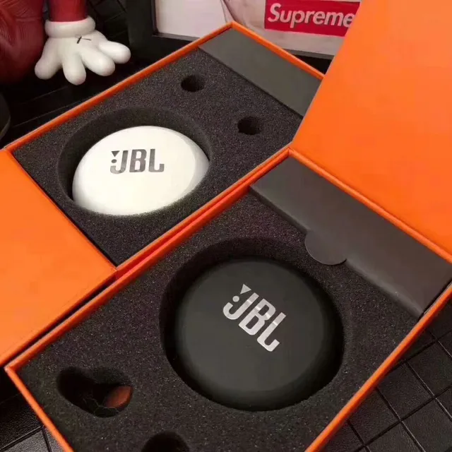 JBL TWS-5.0 Noir et Blanc Conception Compacte Sans Tige Finition Mate TWS Écouteurs 11