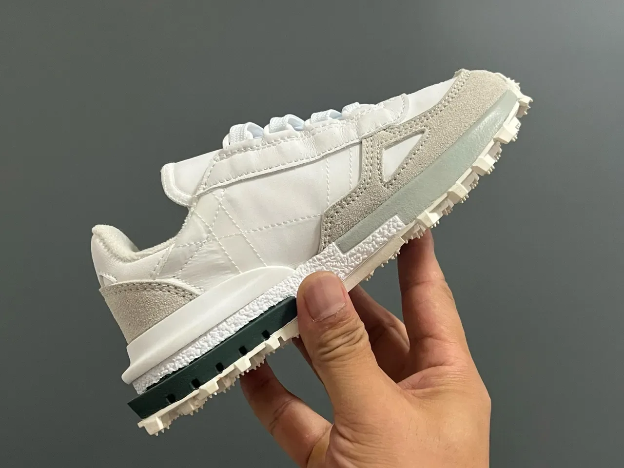 Lacoste 黑白分层鞋面纹理中底生活方式运动鞋 11