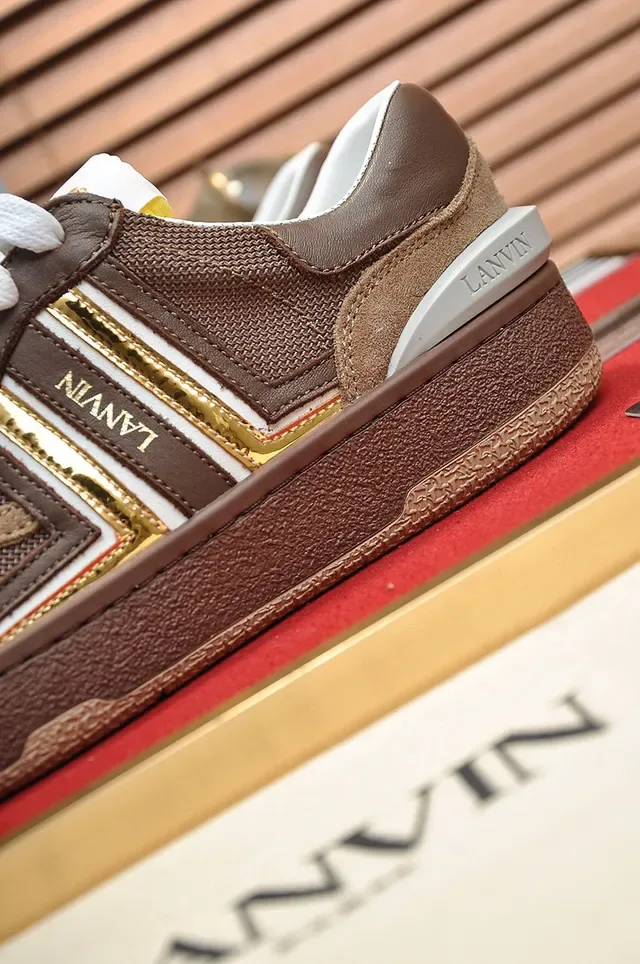 Lanvin حذاء رياضي بني وذهبي خطوط أسلوب حياة 2
