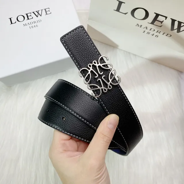 Loewe Anagram Belt কালো ও নীল উল্টানো চামড়ার বেল্ট 6