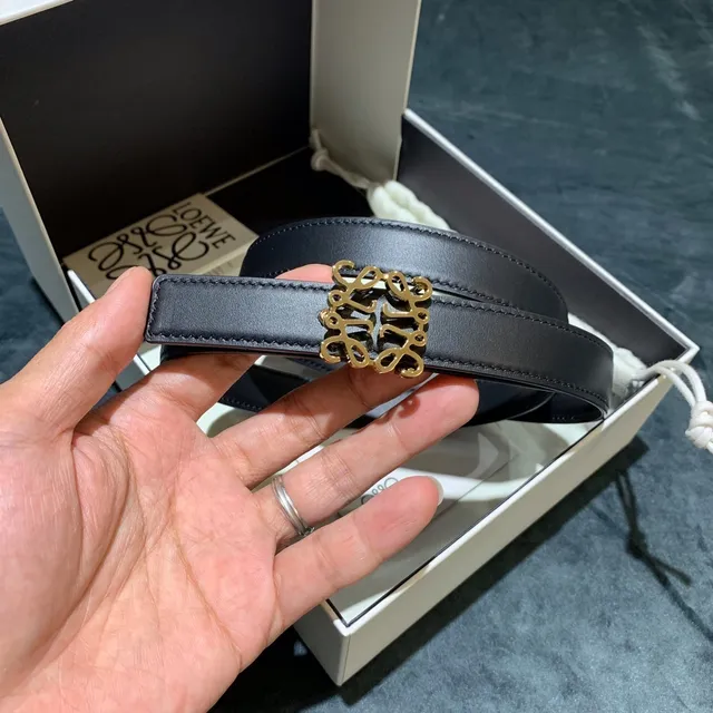 Loewe Anagram Belt 黑色 金色 窄带扣 皮革腰带 7