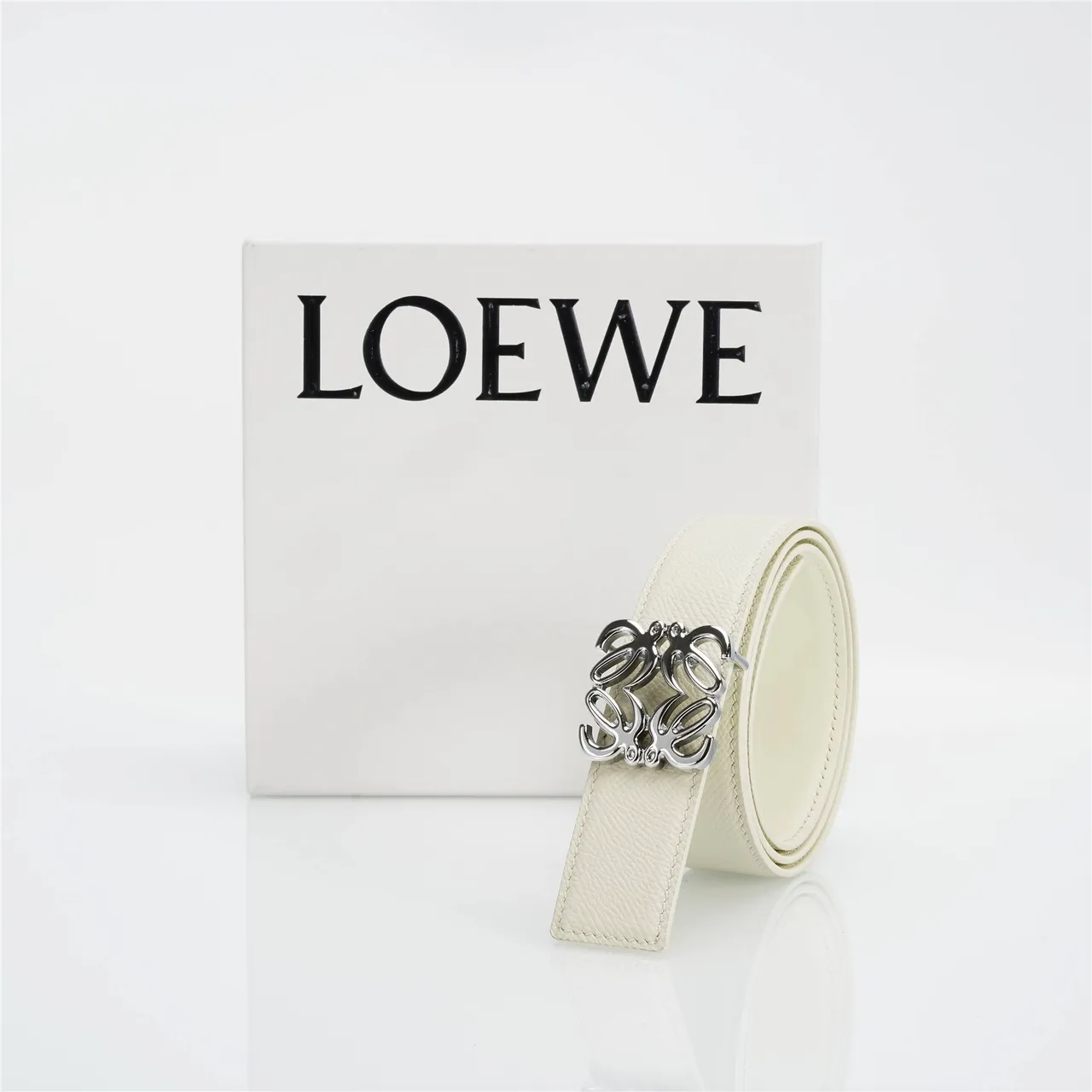 Loewe Anagram Belt Cinto de couro marfim 5