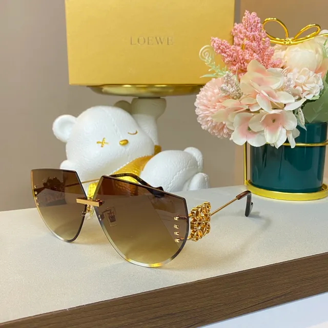 Loewe Ornamental Shield Gradient Sunglasses 6