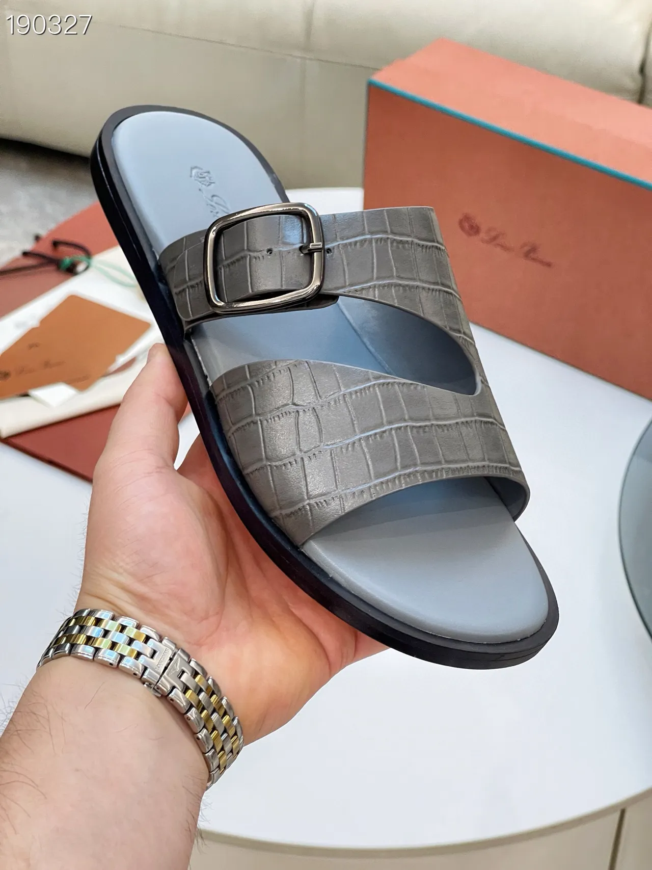 Loro Piana صندل كاجوال نقش تمساح حزام مزدوج إبزيم 7
