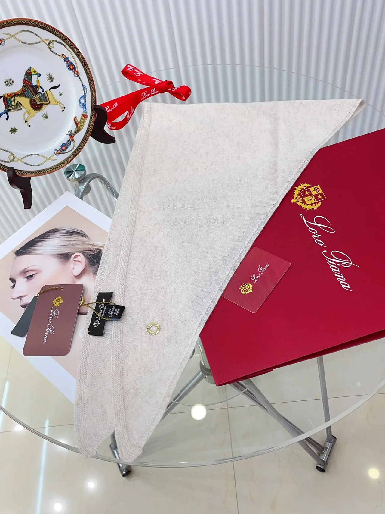 Loro Piana 刺绣老虎补丁 Off-White 针织帽 4