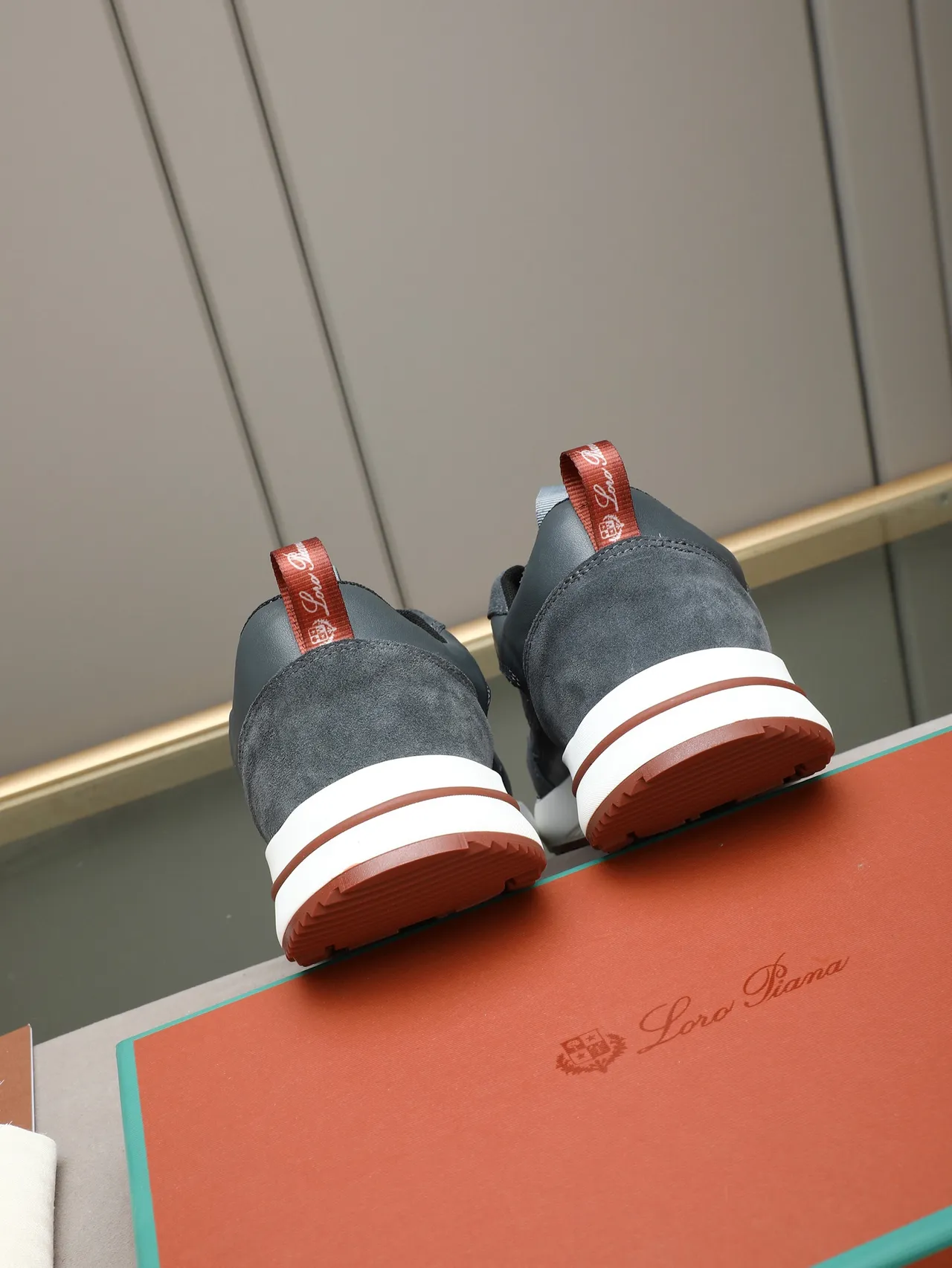 Loro Piana 灰色麂皮和针织生活方式运动鞋 3