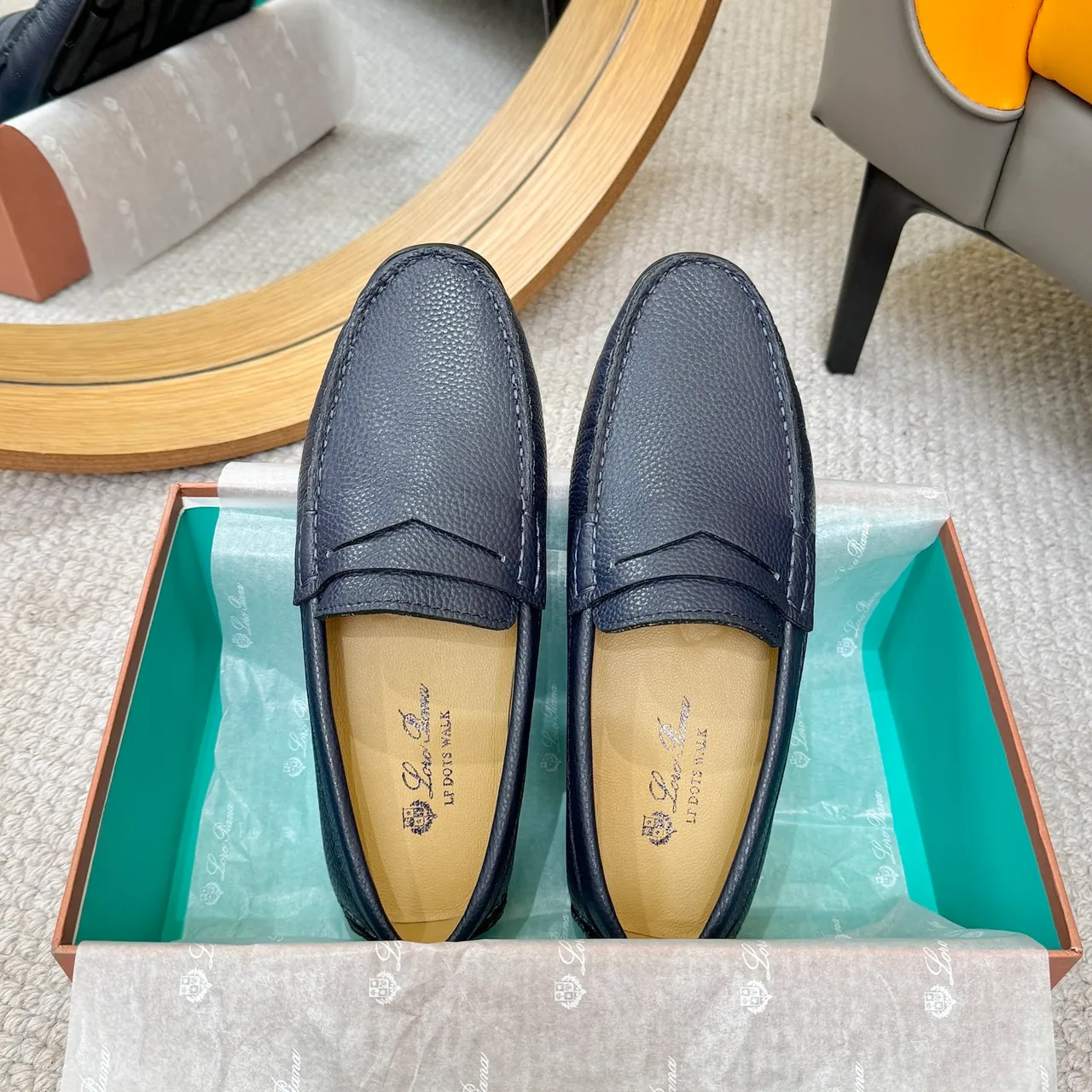 Loro Piana Penny Loafer أزرق بحري جلد مقرمش أحذية بدون أربطة 3
