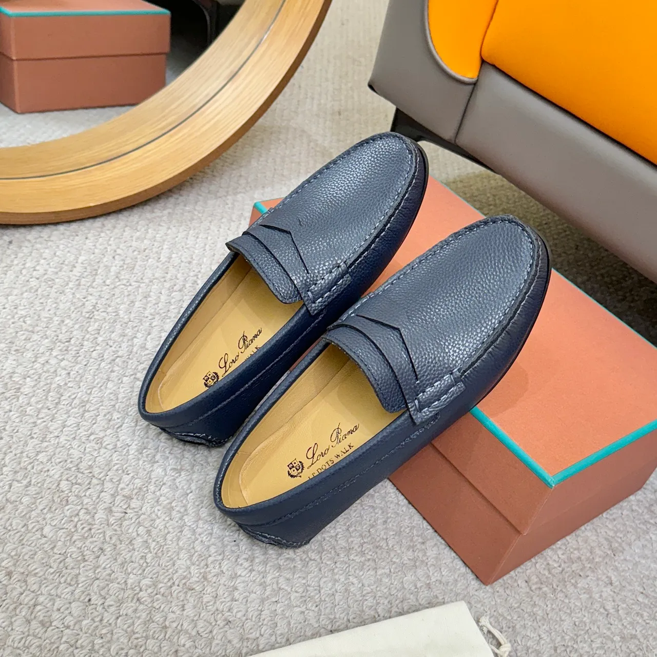 Loro Piana Penny Loafer أزرق بحري جلد مقرمش أحذية بدون أربطة 8