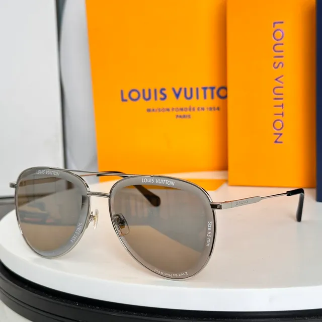 Louis Vuitton Gafas de Sol Aviador Dorado Plata Marco de Metal 7