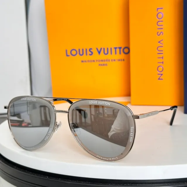 Louis Vuitton Gafas de Sol Aviador Dorado Plata Marco de Metal 8