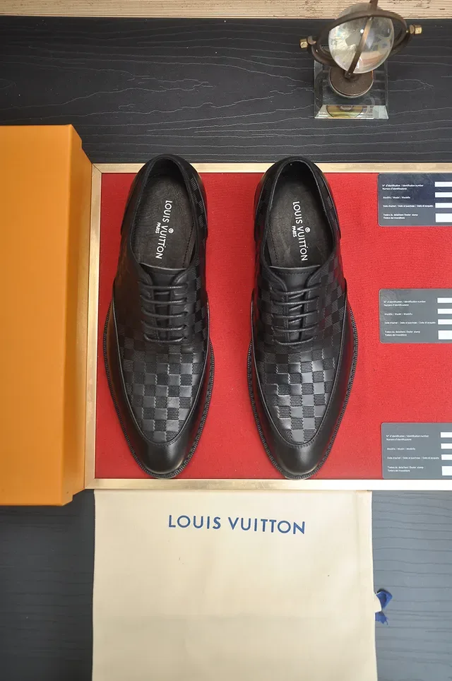 Louis Vuitton أحذية أوكسفورد سوداء Damier منسوجة كاب تو 5