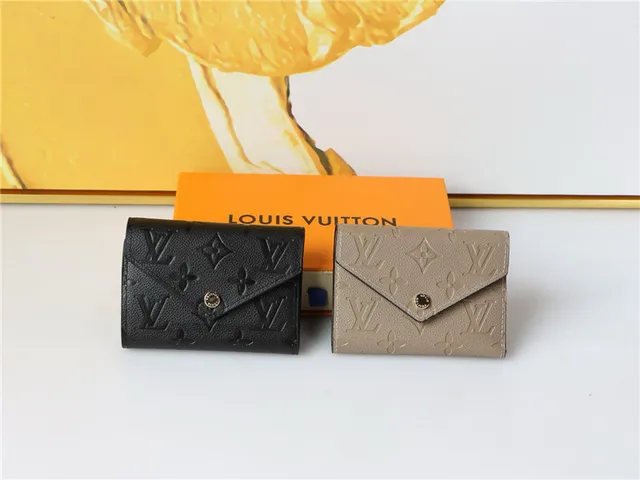 Louis Vuitton Black Gold এমবসড মনোগ্রাম চামড়া Envelope Flap Short Wallet 10