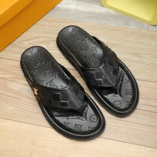 Louis Vuitton 黑色金色浮雕花押字鞋底棋盘格纹带拖鞋
