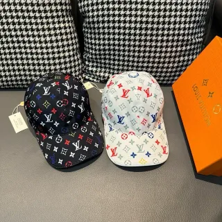 路易威登黑色多色花纹印花六面板结构棒球帽