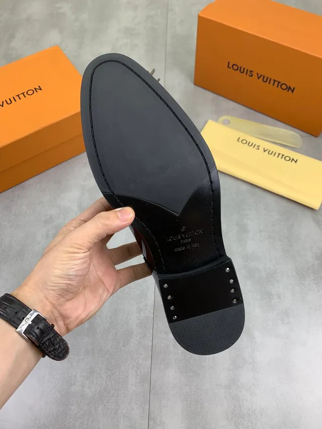 Louis Vuitton Black Patent Leather Cap-Toe Oxford Shoes 2