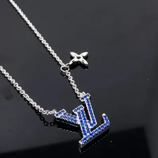 Colar Louis Vuitton Cristais Pavé Azul Prata Interligados LV Monograma