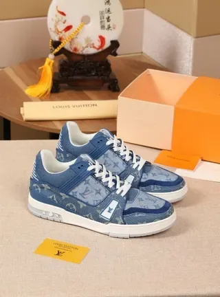 Louis Vuitton Blue White Denim-Textured Monogram Upper Layered Panel Construction Lifestyle Sneakers 7