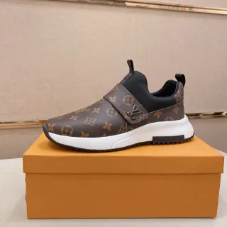 Louis Vuitton Tênis Slip-On Lifestyle Monogram Canvas Marrom Preto