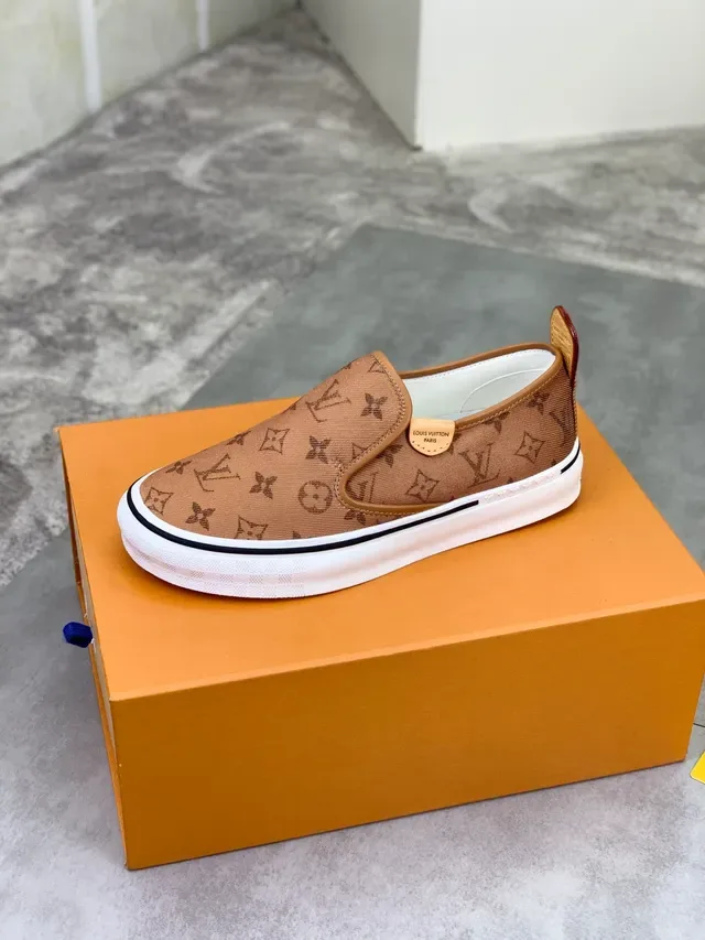 Louis Vuitton Tênis Lifestyle Slip-On Monograma Canvas Marrom Branco 4