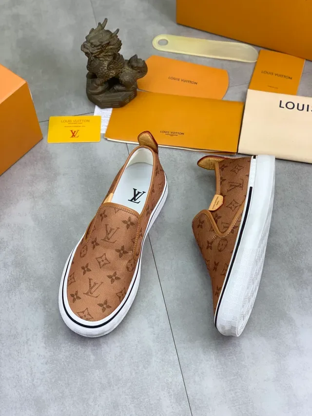 Louis Vuitton Tênis Lifestyle Slip-On Monograma Canvas Marrom Branco 5