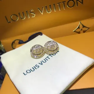 أقراط ستد Louis Vuitton دائرية Pavé مونوجرाम