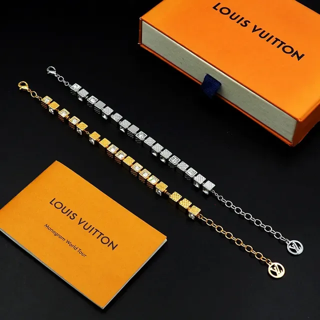 Louis Vuitton Cube-Link Crystal Bracelet 9