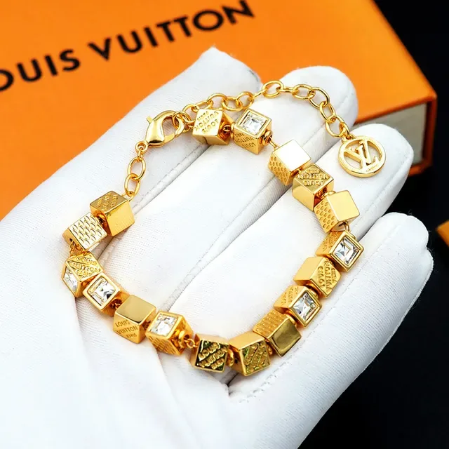 Louis Vuitton Cube-Link Crystal Bracelet 14