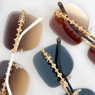 Louis Vuitton सلسلة زهورية مونوغرام بدون إطار درع نظارات شمسية