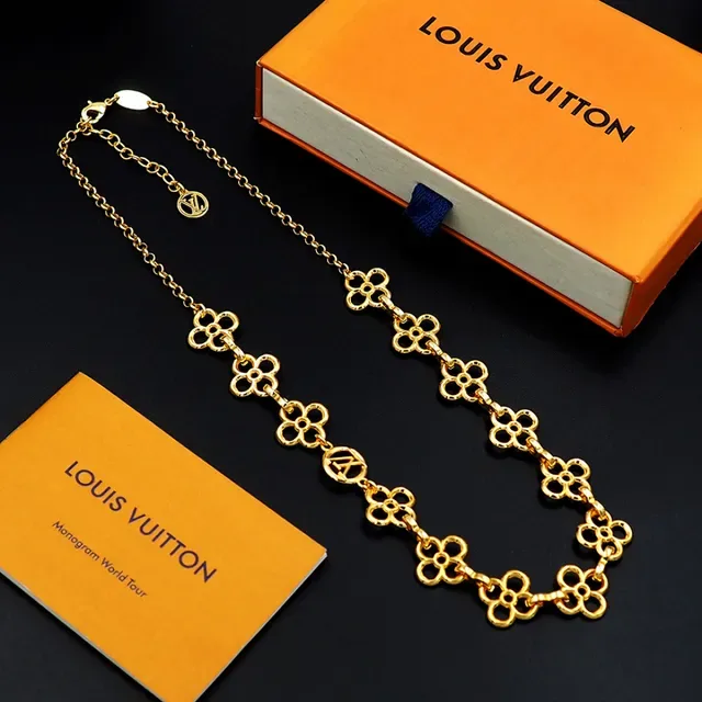 Collier Louis Vuitton maillons quatrefoil floral dorés médaillons LV Monogram entrelacés 9