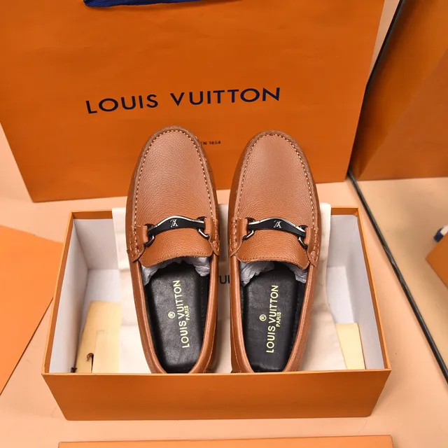 Louis Vuitton Horsebit 1955 Tan Pebbled Leather Loafers 9