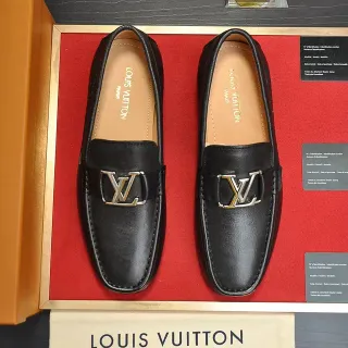 Louis Vuitton Mocasines Negro Dorado Cuero Metal Hebilla LV