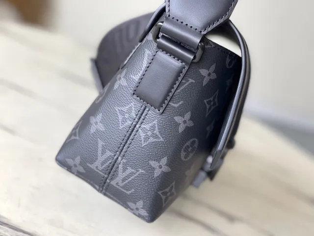 Louis Vuitton Lockme Monogram Gray Flap Messenger Bag 4