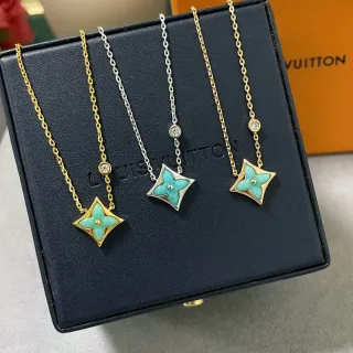 Louis Vuitton LV ফুল টার্কোয়েজ এনামেল চার পাতার পেন্ডেন্ট নেকলেস