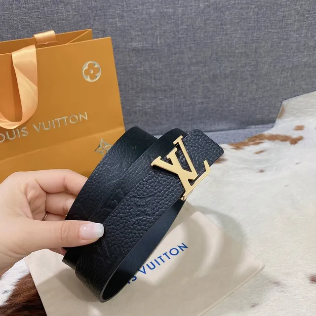 Louis Vuitton LV Initiales কালো পেবল্ড লেদার বেল্ট 3