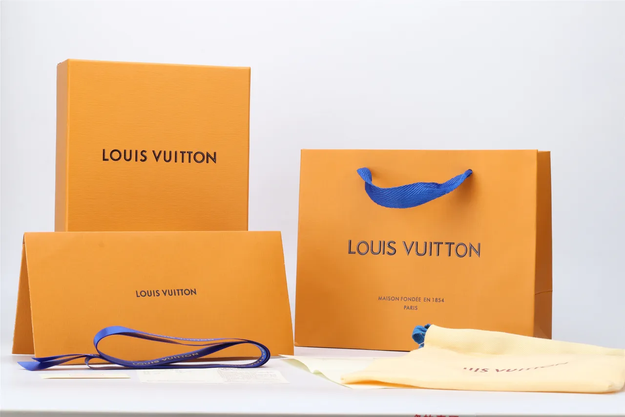 Louis Vuitton LV Initiales Ceinture de cuir canvas marron Monogram 15