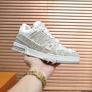 لويس فيتون LV Trainer بيج أبيض مونوغرام جاكاريد أعلى كعب سميك منحوت حذاء رياضي أسلوب حياة