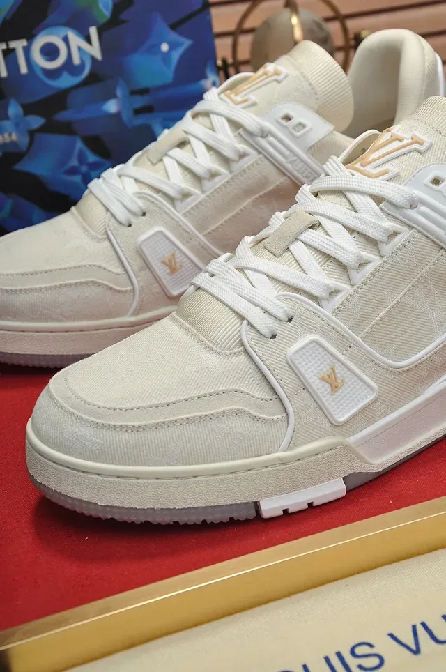 Louis Vuitton LV Trainer Beige White Textile Upper Layered Midsole Lifestyle Sneakers 3
