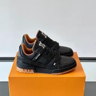 Louis Vuitton LV Trainer Preto Beige Estruturado Cage Overlay Painéis de Couro Monogramados Tênis Lifestyle