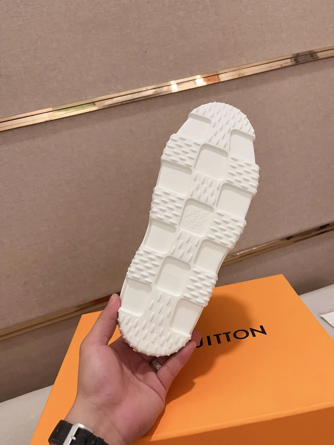 Louis Vuitton LV Trainer 黑白 高帮 厚底 生活方式运动鞋 8