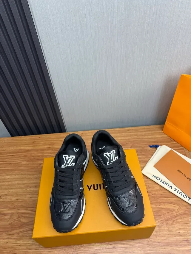 Louis Vuitton LV Trainer Chaussures Lifestyle Noir Blanc Basses en Matériau Mixte 2