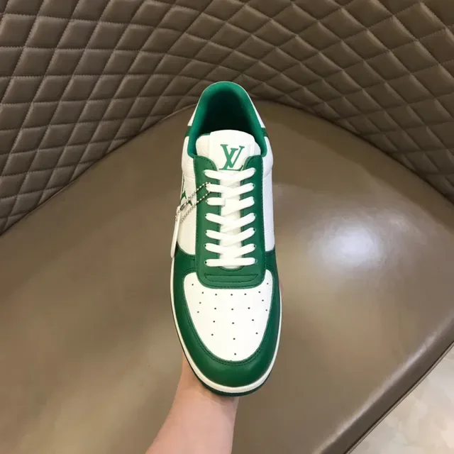 Louis Vuitton LV Trainer हरी सफेद लो टॉप पैनल्ड लाइफस्टाइल स्नीकर 4