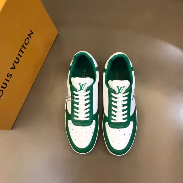 Louis Vuitton LV Trainer हरी सफेद लो टॉप पैनल्ड लाइफस्टाइल स्नीकर 9