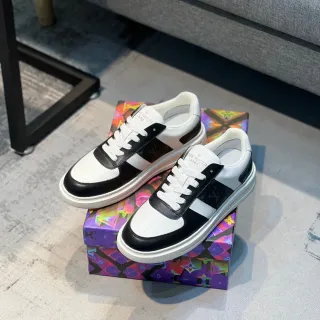 Louis Vuitton LV Trainer Tênis Lifestyle Branco e Preto Low-Top de Couro com Painéis
